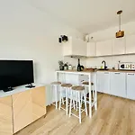 Cosy Okecie