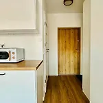 Apartament Cosy Okecie *