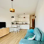 Cosy Okecie
